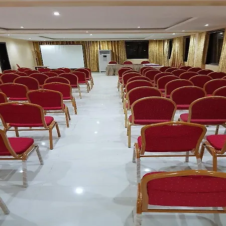 Citilodge Hotel & Conference Centre Newly Renovated-3