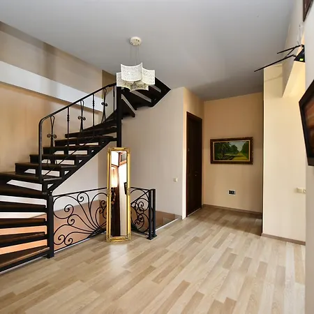 Hotel Phaliashvili-2