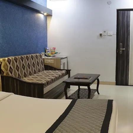 Neelkamal Hotel-3