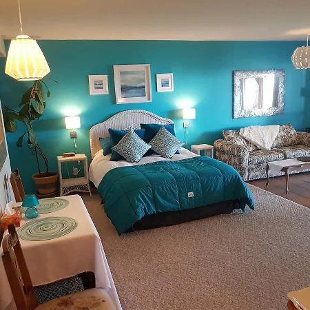 Davis Bay Bed & Breakfast-2