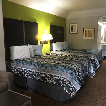 Camelot Inn And Suites-3