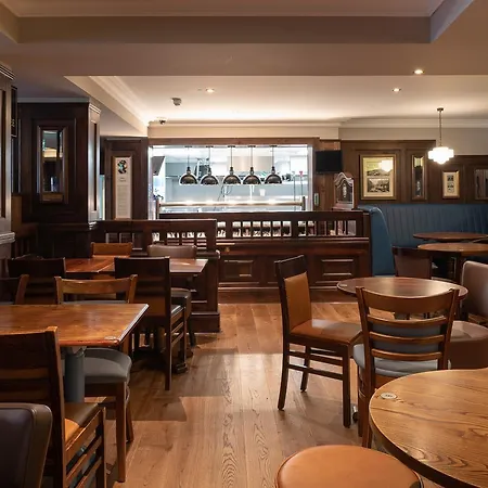 Thomas Ingoldsby Wetherspoon-2