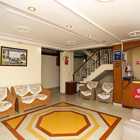 Oyo 8637 Shivam Hotel-3