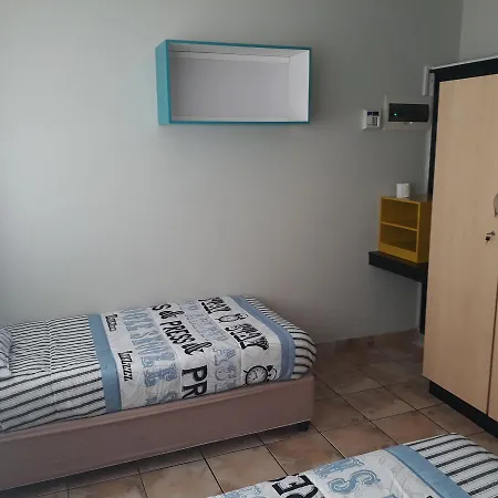 Seaboard Hotel & Holiday Apartments-2