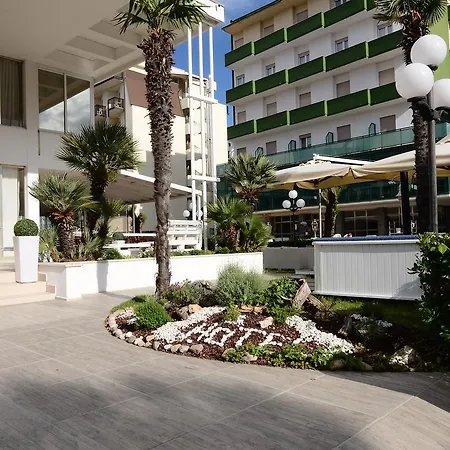 Hotel Mirage-3