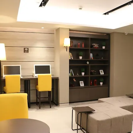 Home Inn Plus Shanghai People'S Square East Jinling Road-3