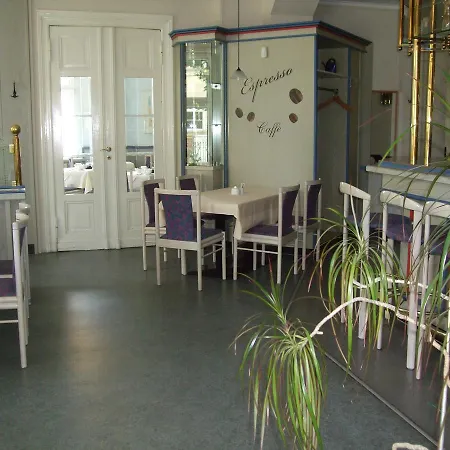 Hotel Am Steintor-2