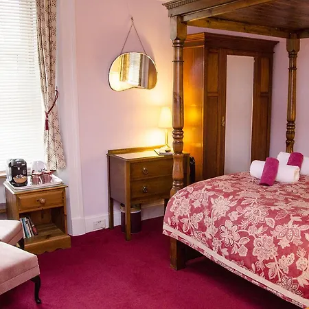 Rossmor Bed & Breakfast-2