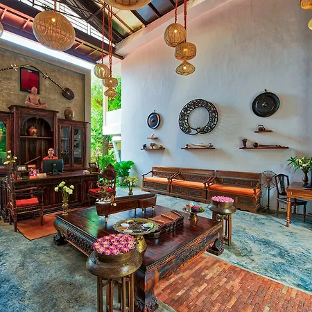 Mane Village Suites-3