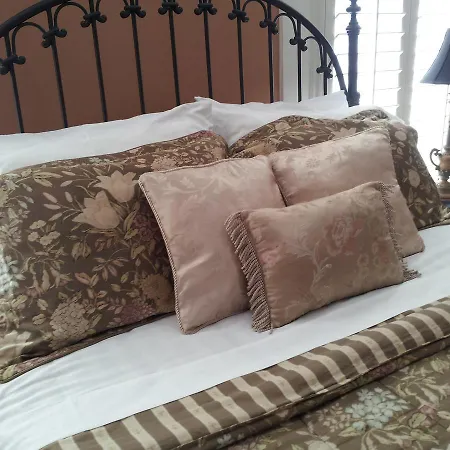 Market Street Inn Bed And Breakfast-3
