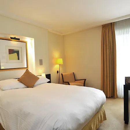 Parker Hotel Brussels Airport-3