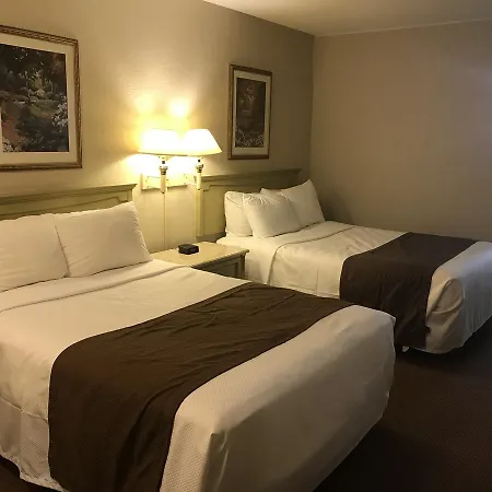 The Hometown Inn-2
