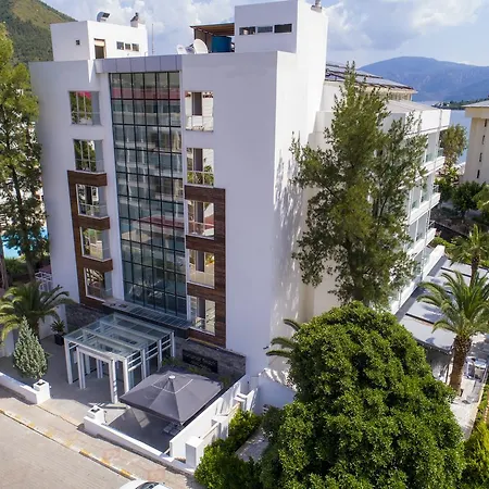 Munamar Beach Residence (Adults Only)-3