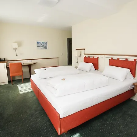 Hotel Leopold-2