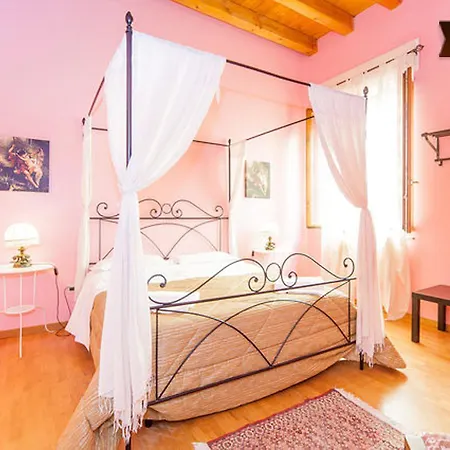 Juliette House Rooms-2