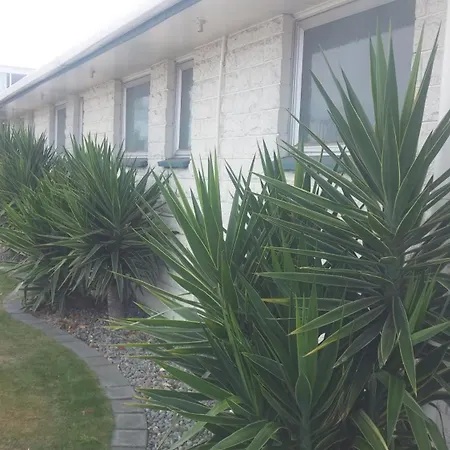 Raymar Motor Inn-2