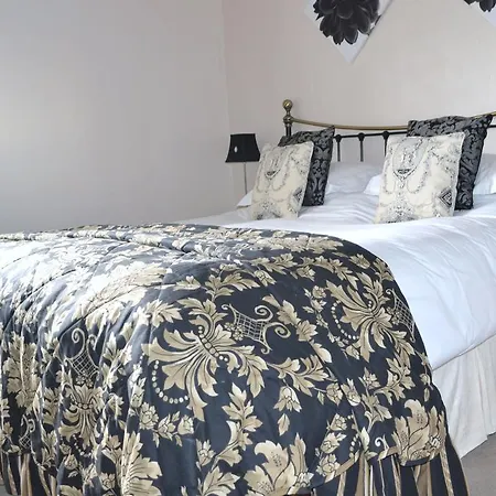 Ternhill Farm House - 5 Star Guest Accommodation With Optional Award Winning Breakfast-2