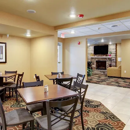 Cobblestone Inn & Suites Steele-2