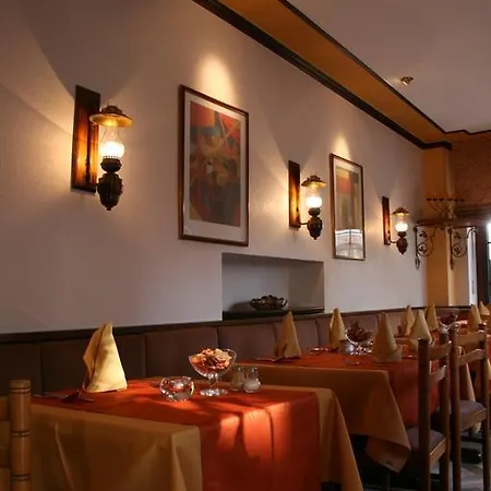 Le Pavillon-2