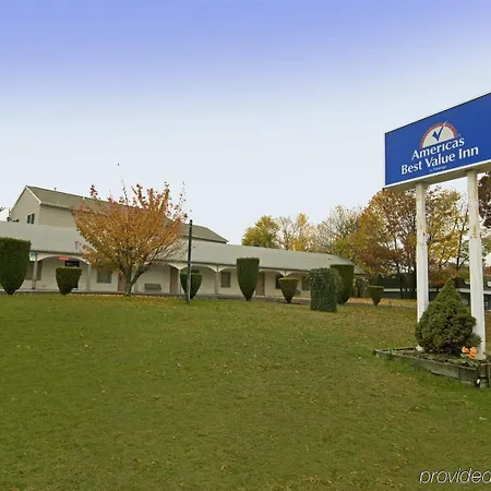 Americas Best Value Inn North Kingstown-2