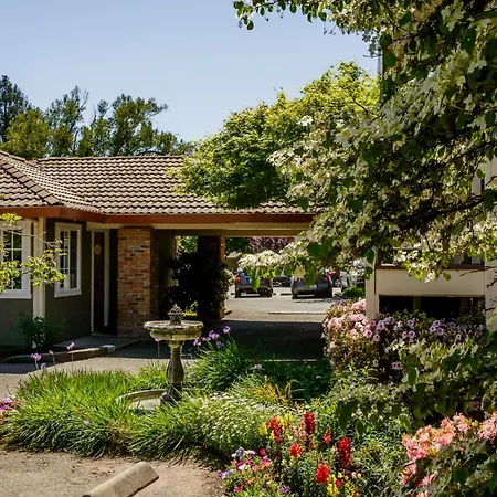The Jack London Lodge-3