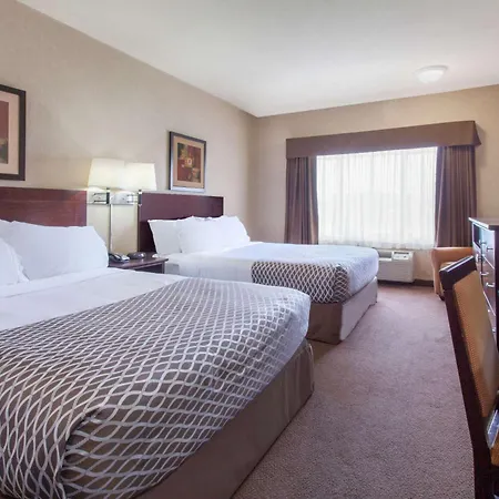 Ramada By Wyndham Camrose-2