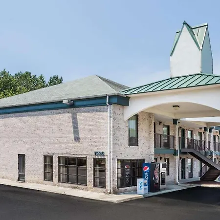 Brentwood Inn & Suites-3