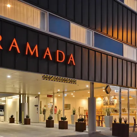 Ramada Suites By Wyndham Christchurch City-2
