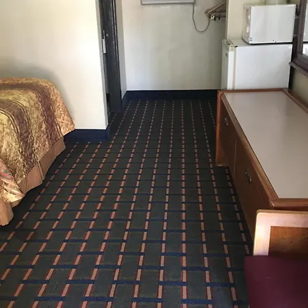 Best Value Inn Motel Sandusky-3