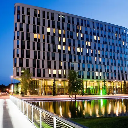 Courtyard By Marriott Vienna Prater/Messe-2