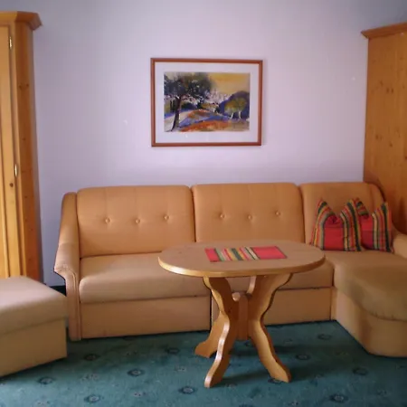 Apart Hotel Garni Strasser-3