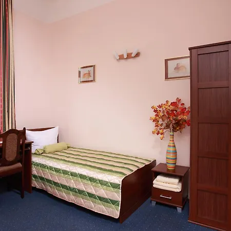 Hotel Central Inn am Hauptbahnhof Pension-2
