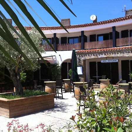 Logis Hotel Restaurant Le Top Du Roulier-3