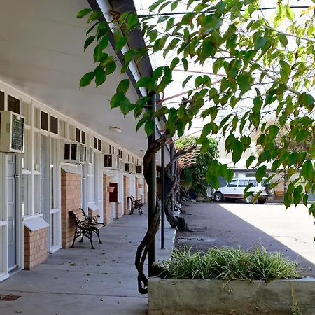Travelway Motel-2