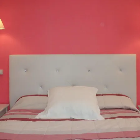 Hotel Maillot-2
