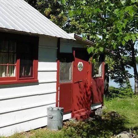 Bruce Bay Cottages & Lighthouse-3