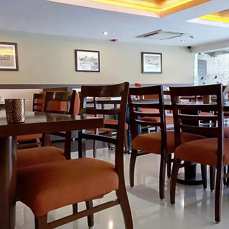 Hotel Marina Inn Egmore Chennai-3