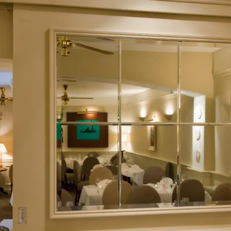 Aherne'S Townhouse Hotel And Seafood Restaurant-2