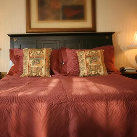 Lamb And Lion Inn-3