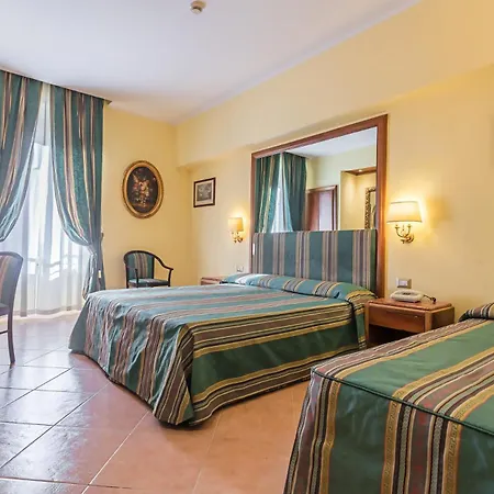 Raeli Hotel Noto-2