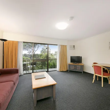 Mt Ommaney Hotel Apartments-3