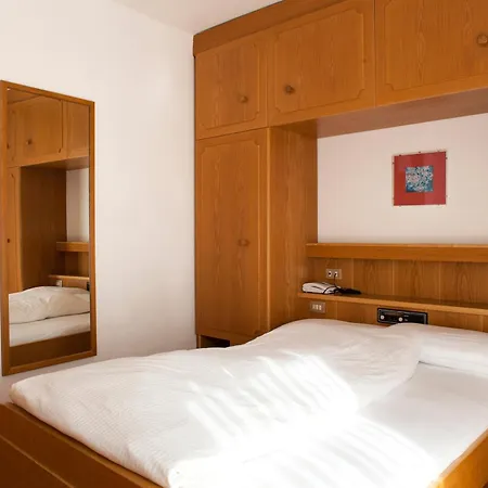 Hotel Meisules-2