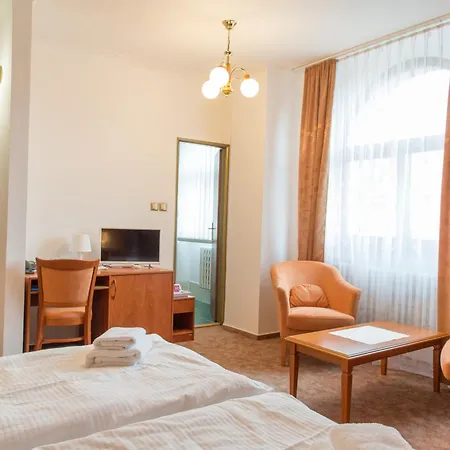 Hotel Grand-3