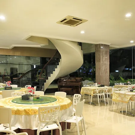 Hotel 55-3