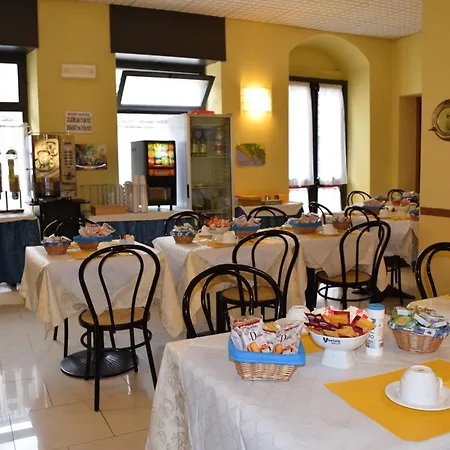 Hotel Mary-3