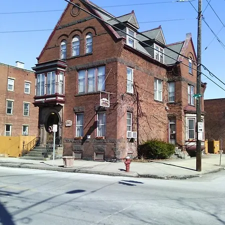Olde Judge Mansion B&B-3