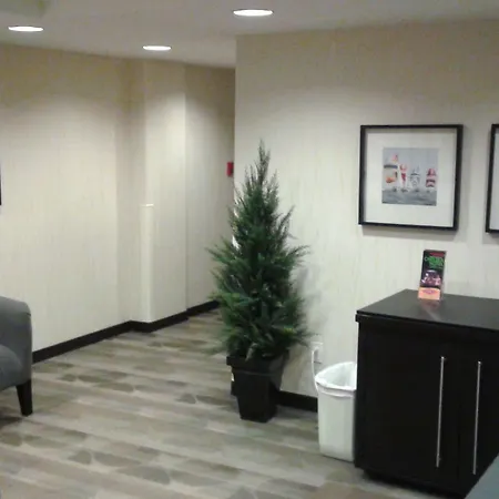 910 Beach Apartment-2