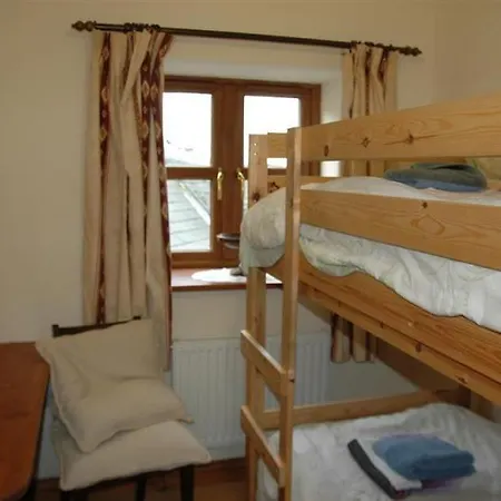 Neuadd Arms Hotel-2