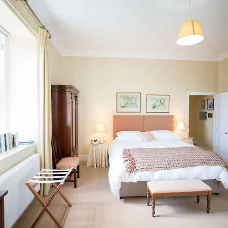 Errington House-3