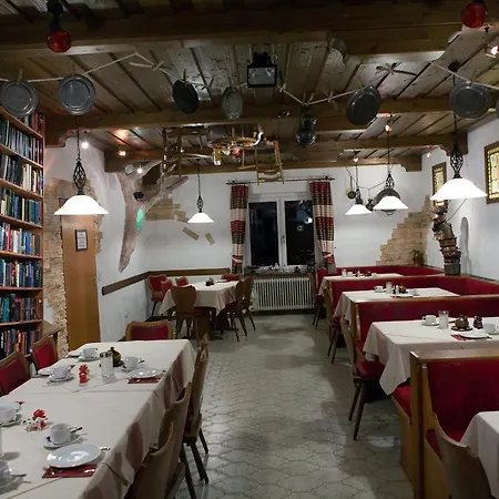 Hotel zum Zauberkabinett-2